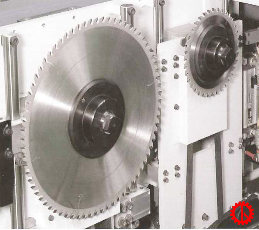 Lưỡi cưa máy cắt ván công nghiệp beam saw EBT-120LSC | Quốc Duy