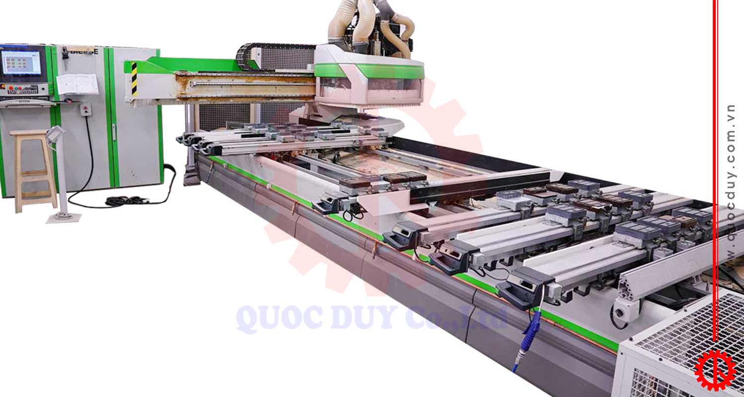 Máy gia công trung tâm cnc 3 trục ROVER-37SC | Quốc Duy