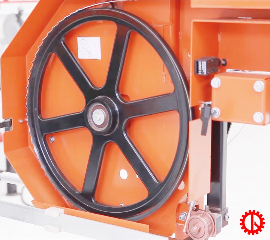 Vị trí lắp lưỡi cưa máy cưa lọng CD nằm LT-15 | Quốc Duy