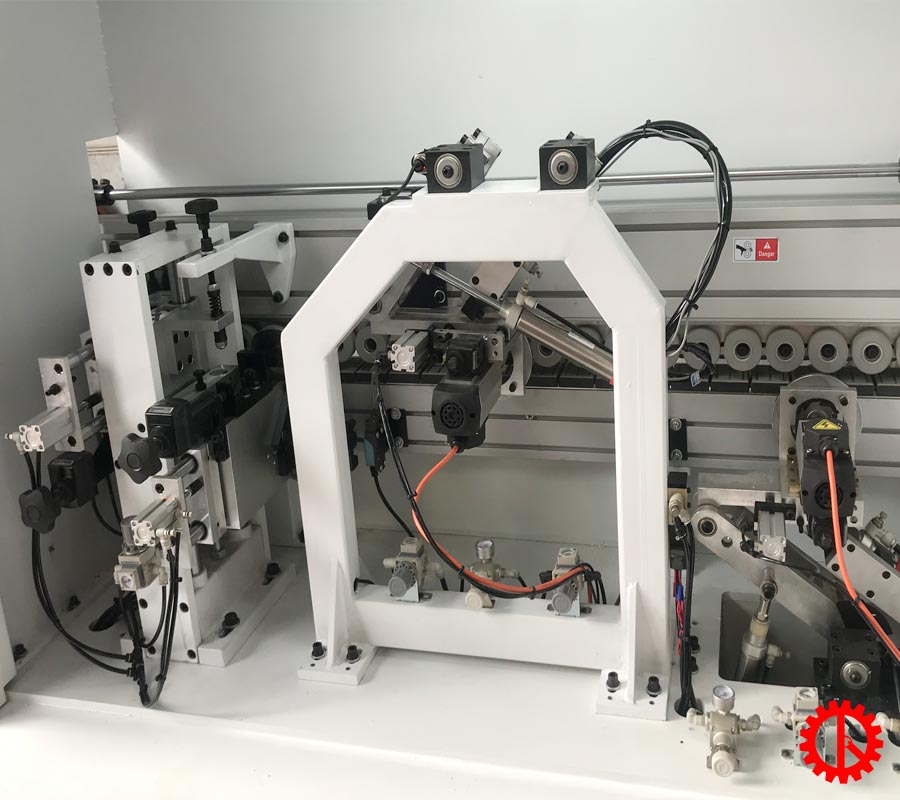 Cụm bo góc máy dán cạnh ván keo PUR chống thấm 3 nồi keo SM-480 PUR | Quốc Duy