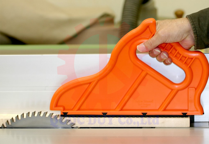 dao đẩy phôi máy cưa bàn trượt | quốc duy