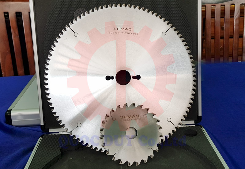 lưỡi cưa chính và lưỡi mồi cho máy cưa bàn trượt | quốc duy