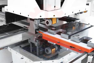 gia công khoan cạnh ngang máy cnc 6 mặt