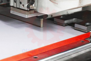 xẻ rãnh ván công nghiệp máy khoan cnc 6 mặt | quốc duy