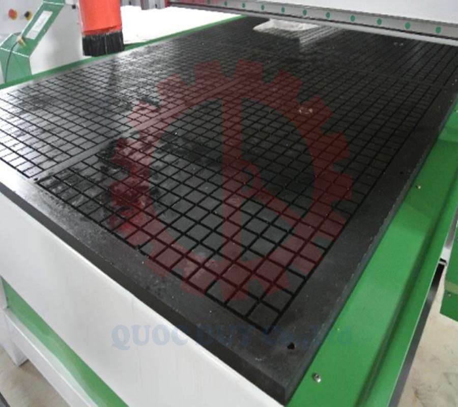 Bàn hút chân không máy khoan phay cnc thay dao tự động | Quốc Duy