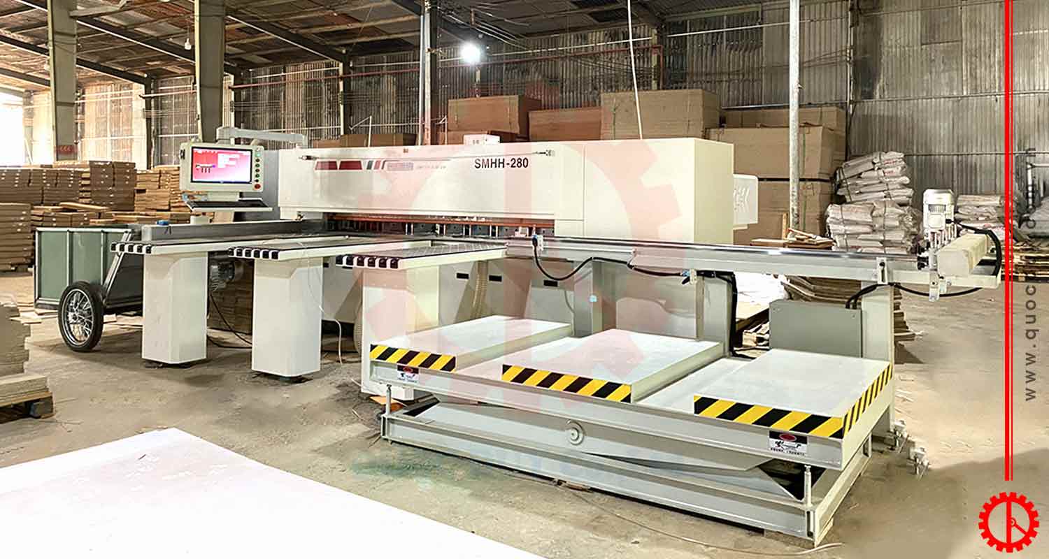 Bàn nâng hạ máy cưa panel