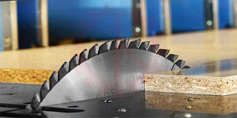 Cách cắt gỗ công nghiệp không bị mẻ cạnh