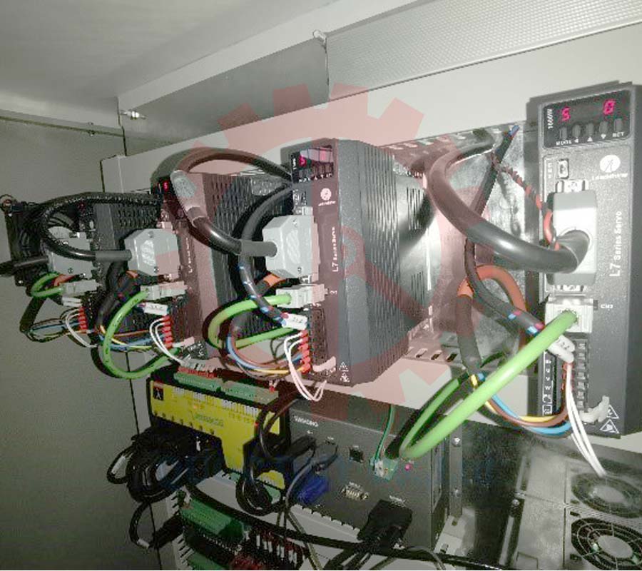 Động cơ leadshine máy phay khoan cnc thay dao tự động | Quốc Duy