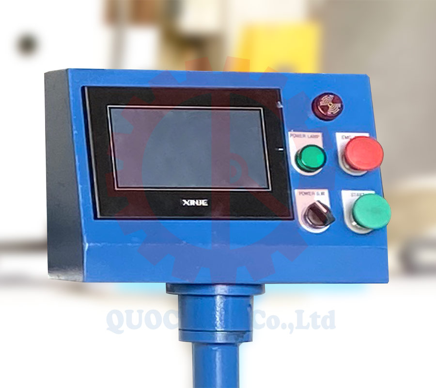 Màn hình máy cắt khoan bọ thẳng CNC cấp phôi tự động - REC 400 | Quốc Duy