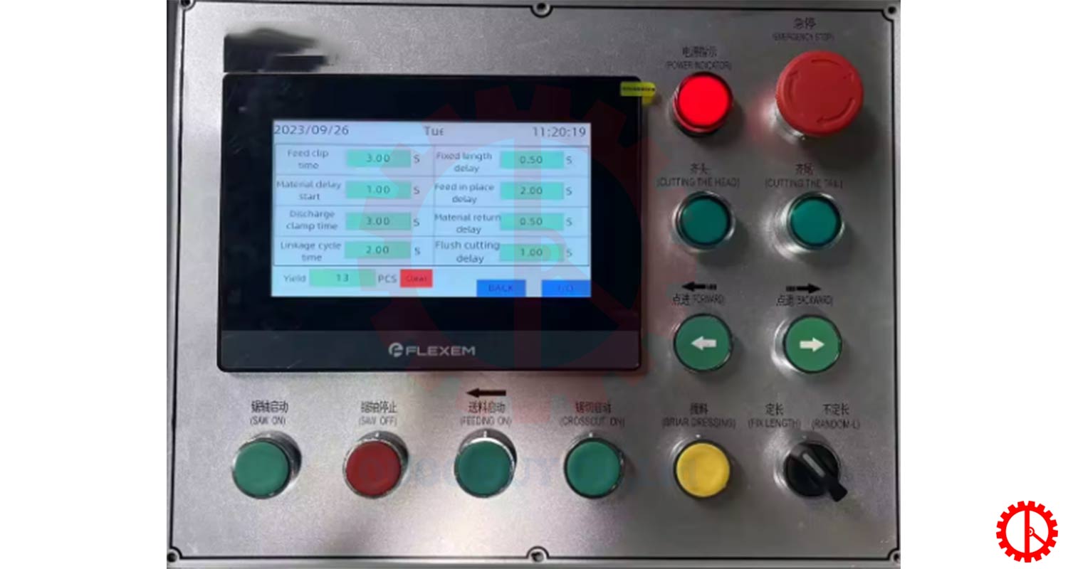 MÁY CẮT KHÚC GỖ TỰ ĐỘNG – MJDL 141 35 Màn hình điều khiển | Quốc Duy