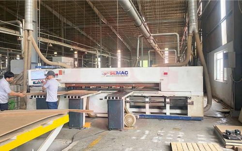 Máy cắt ván công nghiệp panel saw tại Đồng Nai