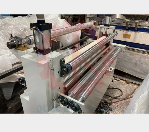 Máy đóng gói tự động I Quốc Duy