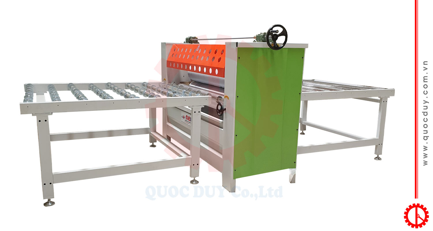 Máy lăn keo 2 mặt có bàn ra vào phôi | Quốc Duy