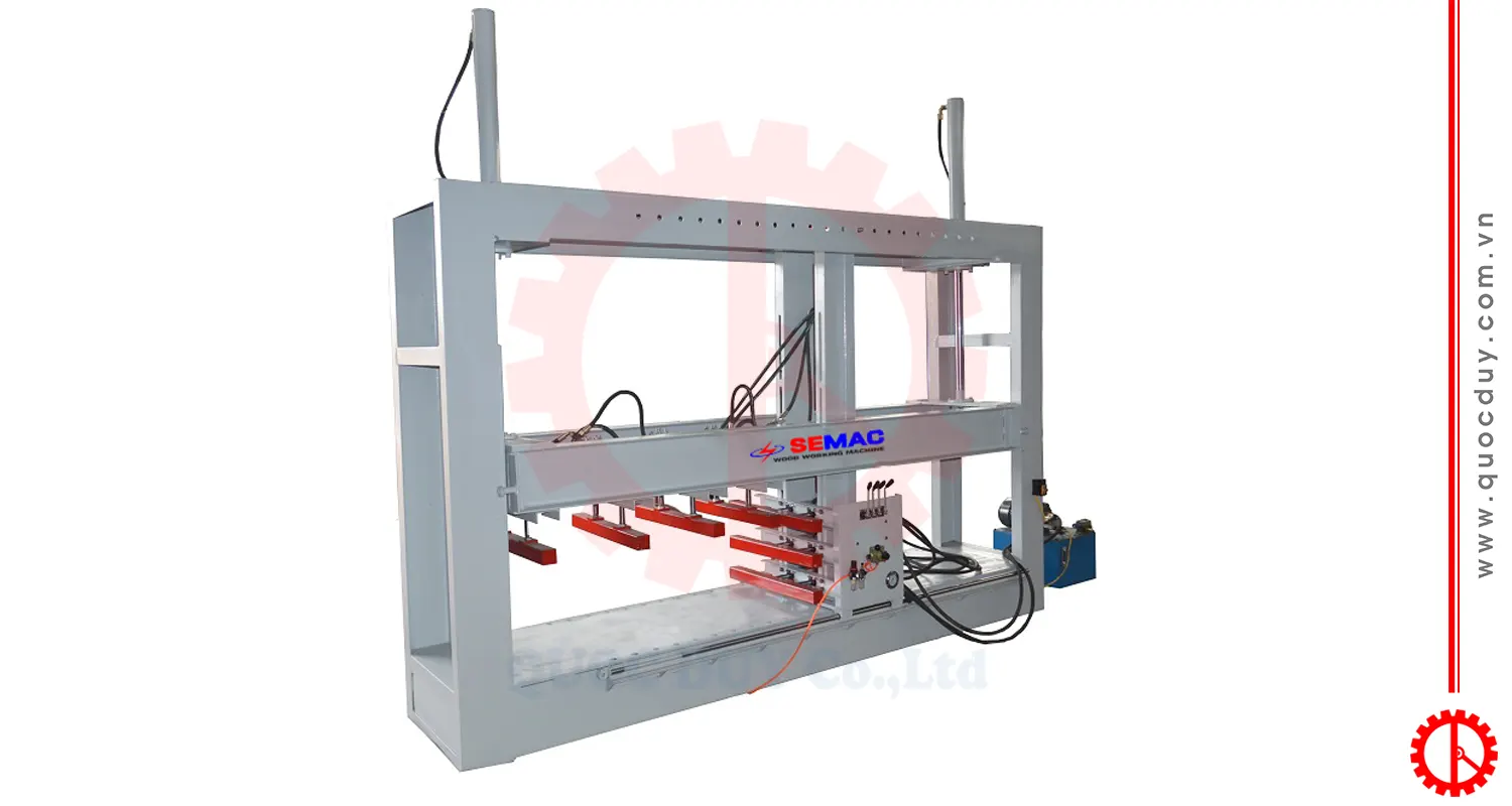 Máy ráp khung tủ thủy lực | Quốc Duy