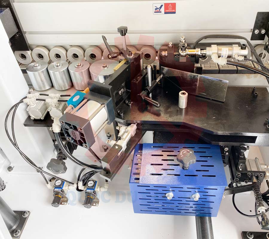 Nồi keo 1 máy dán cạnh thẳng tự động | Quốc Duy