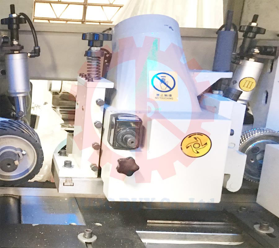 Trục bào mặt trên máy bào 4 mặt ZHX M420 | Quốc Duy