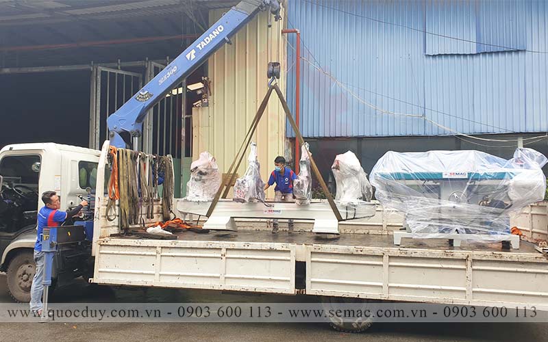 van chuyen giao may che bien go tai binh duong